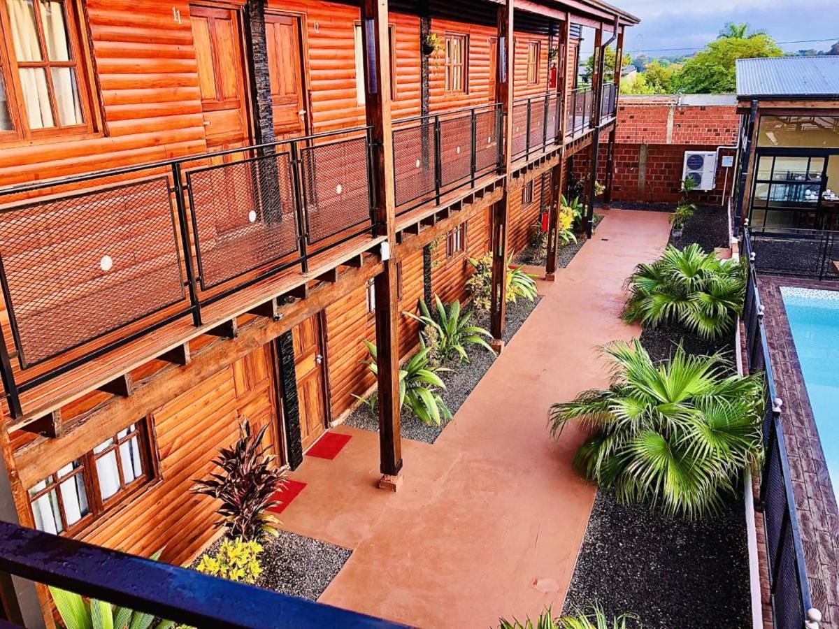 Hotel Alma Pura ปูแอร์โตอีกวาซู ภายนอก รูปภาพ