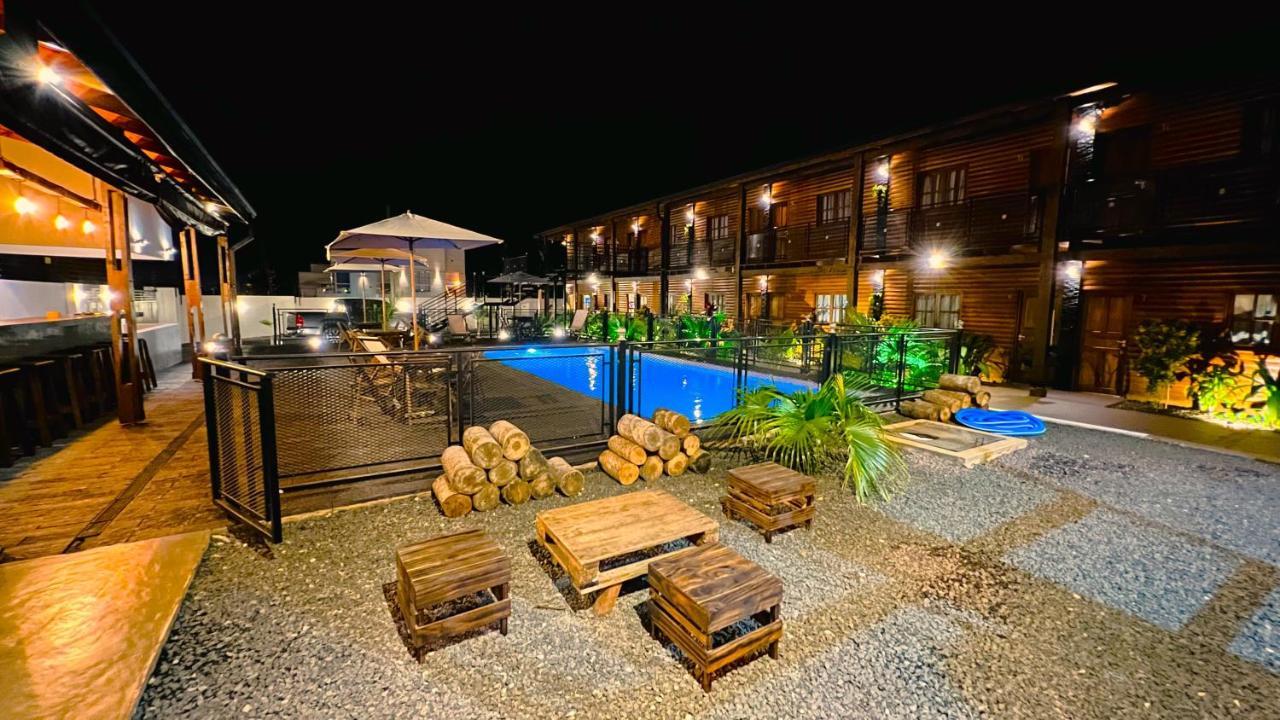 Hotel Alma Pura ปูแอร์โตอีกวาซู ภายนอก รูปภาพ