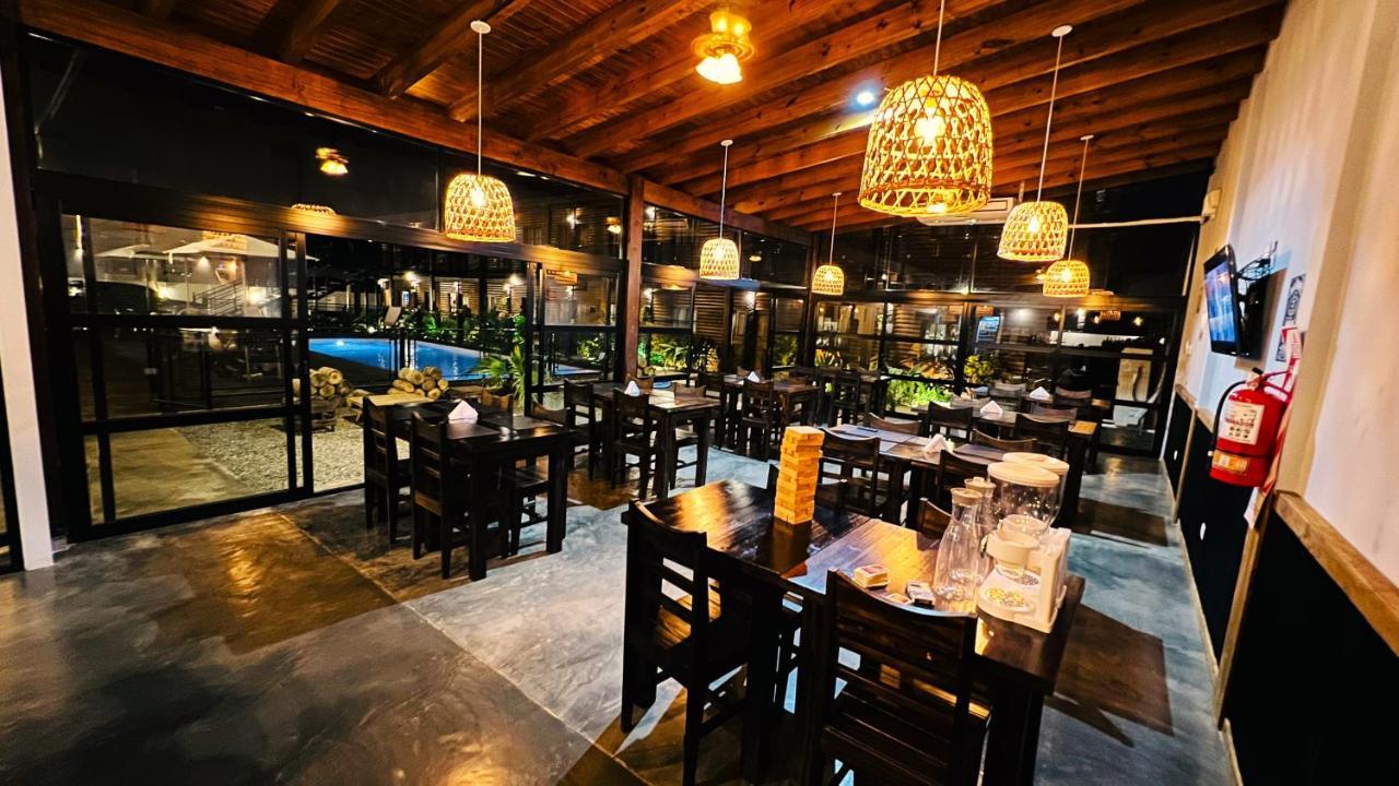 Hotel Alma Pura ปูแอร์โตอีกวาซู ภายนอก รูปภาพ
